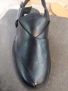 Textured Snake Pattern Matte Black Chappal